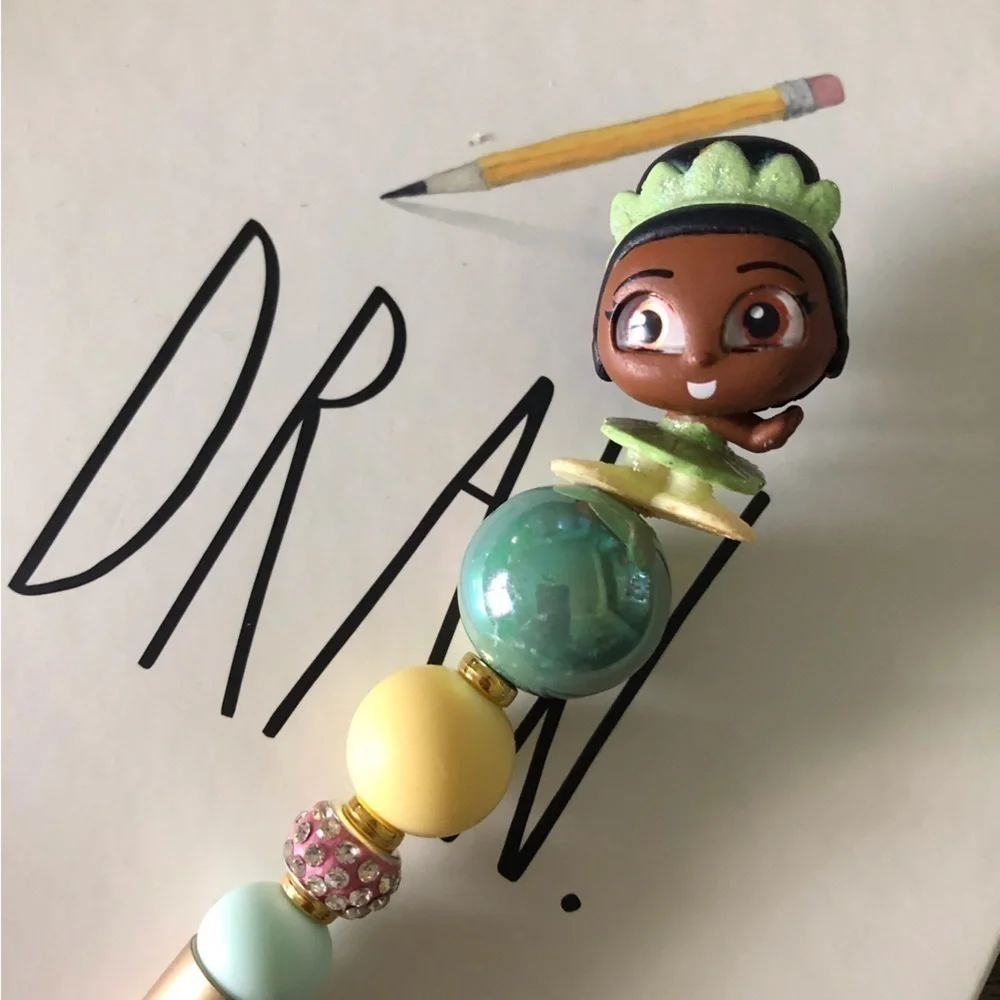 Disney Doorables: The Princess and The Frog: Tiana handmade beaded pen